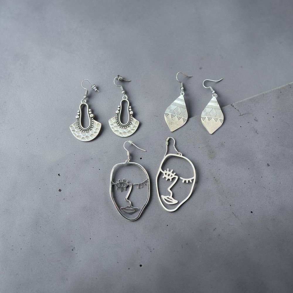 Silver Face Outline & Geometric Earring Set - Silver Tone